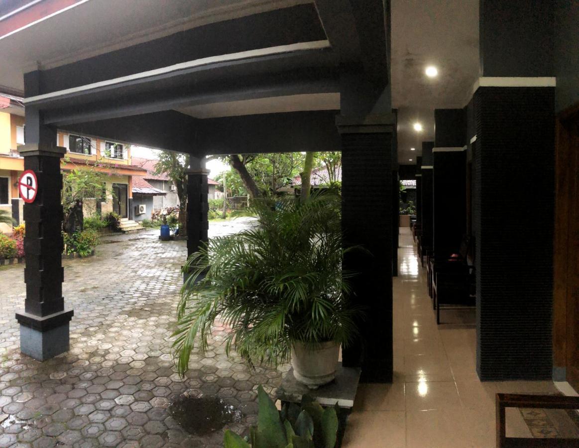 Grafika Hotel Dan Resto Gombong  Exterior foto